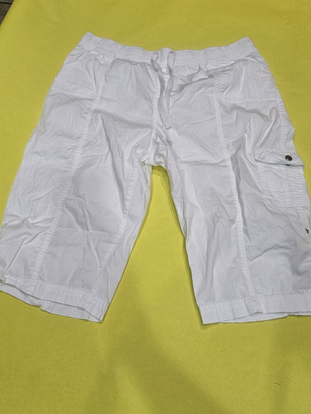 Hasting & Smith White Cargo Capri Shorts Size 16 Elastic